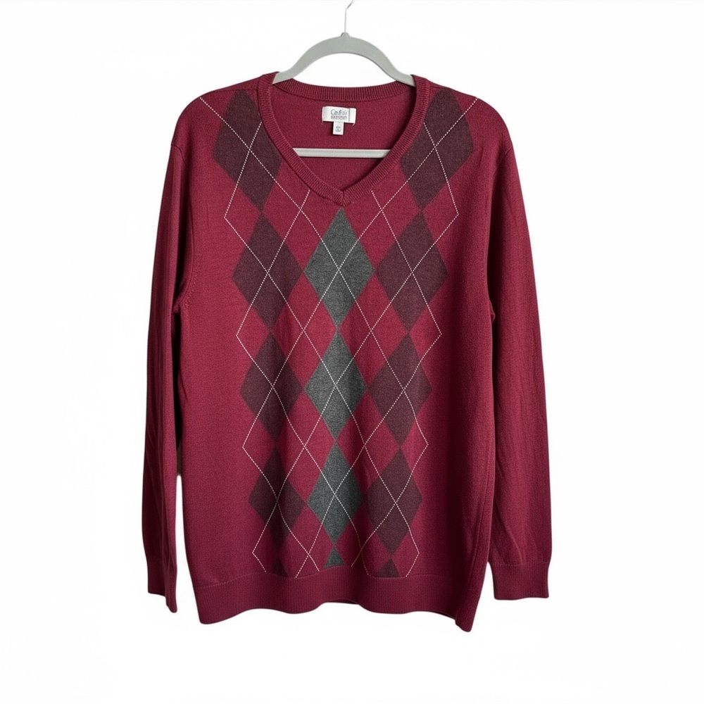 Croft & Barrow Red Argyle V-Neck Sweater
